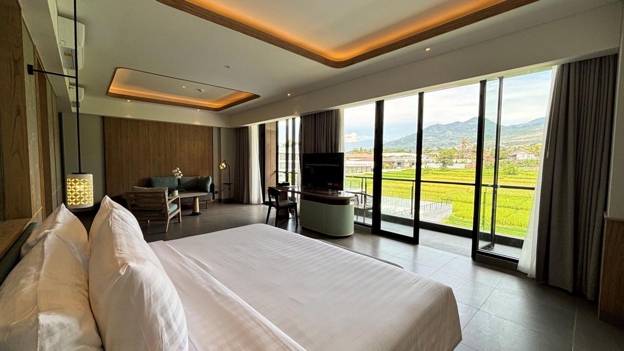 Hotel Santika Гарут Экстерьер фото